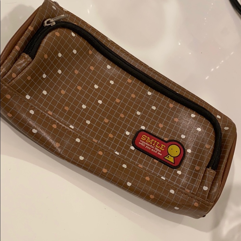 Pencil pouch 9/10 condition
